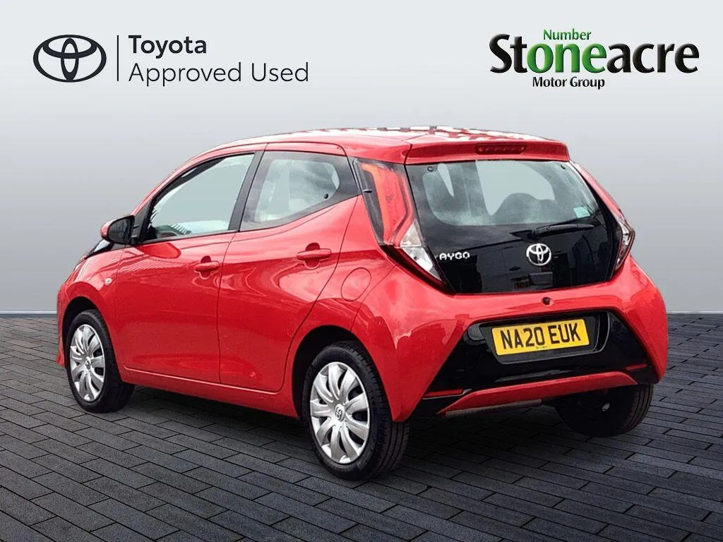Toyota Aygo 1.0 Vvt-i X-play Hatchback X-shift Euro Red #5
