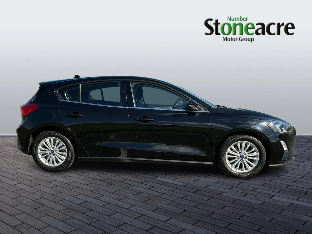 Ford Focus Focus Titanium Edition Mhev White #7
