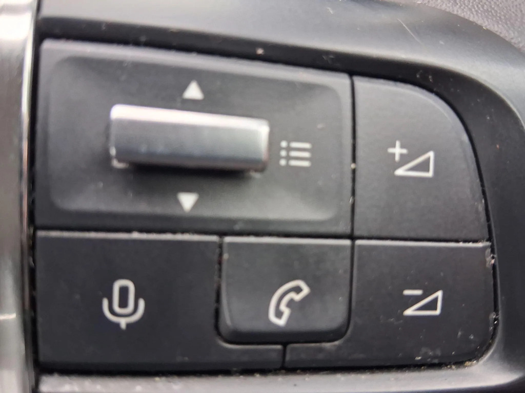 Citroen C4 1.2L Plus Black #15