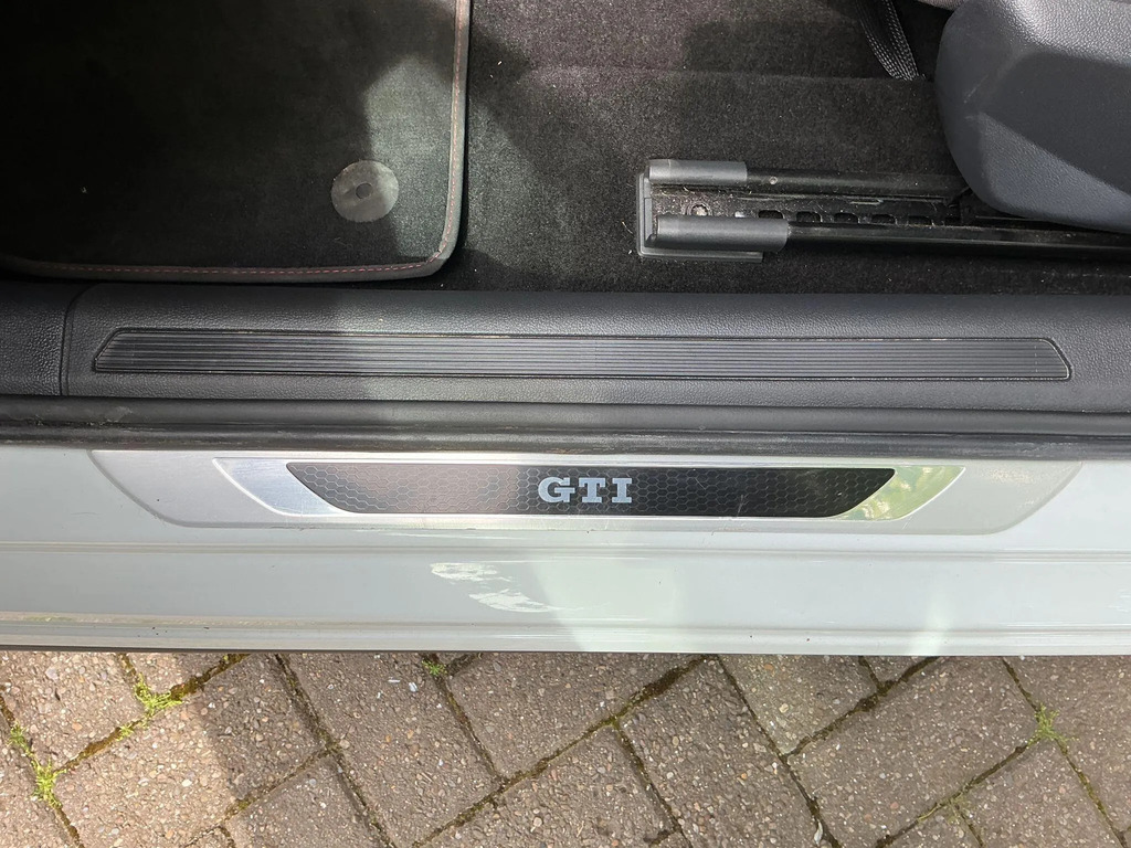 Volkswagen Polo Hatchback 1.0 Tsi Se 201969 Black #37