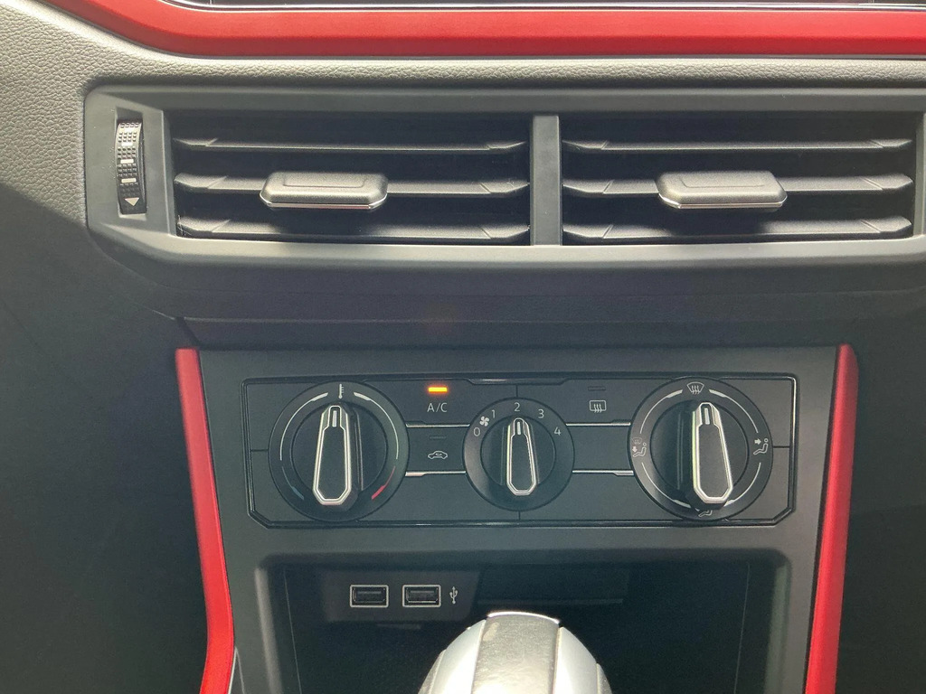 Volkswagen Polo Hatchback 1.0 Tsi Se 201969 Black #17