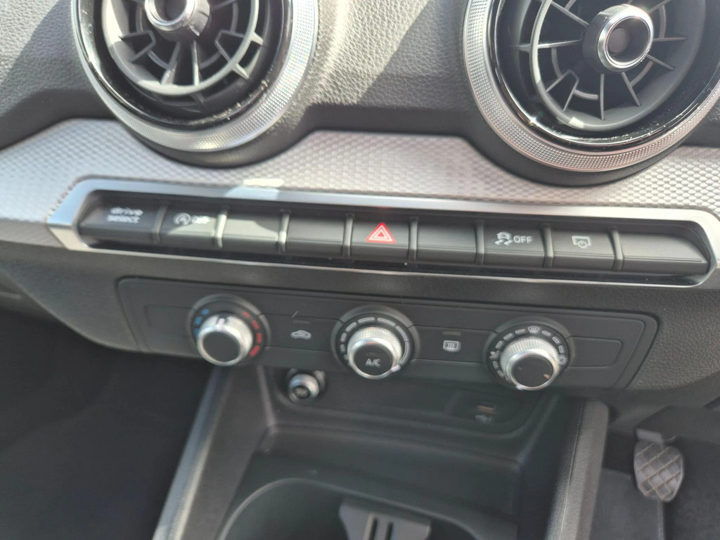 Audi Q2 30 Tfsi S Line Grey #24