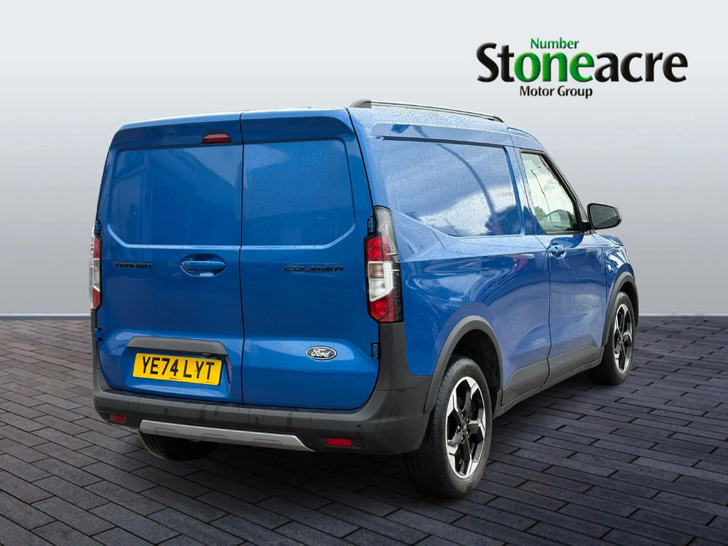 Ford Transit Courier Courier 1.0 Ecoboost 125Ps Limited Van Red #8
