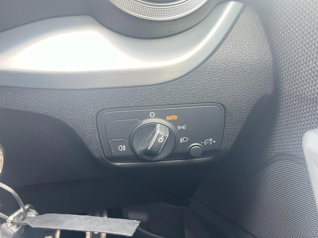 Audi Q2 30 Tfsi S Line Black #29