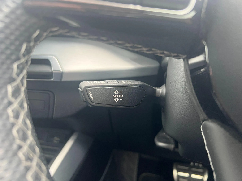 Audi Q2 30 Tfsi S Line Black #26