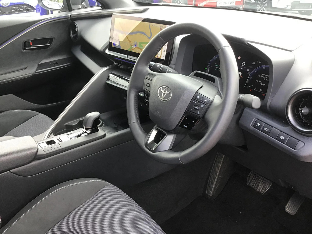Toyota C-Hr Excel Silver #7