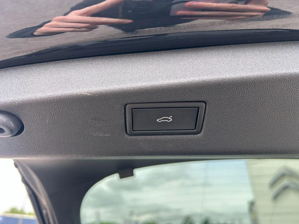 Volkswagen ID.7 Match Pro Black #10