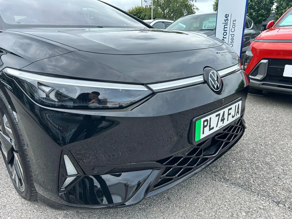 Volkswagen ID.7 Match Pro Black #18