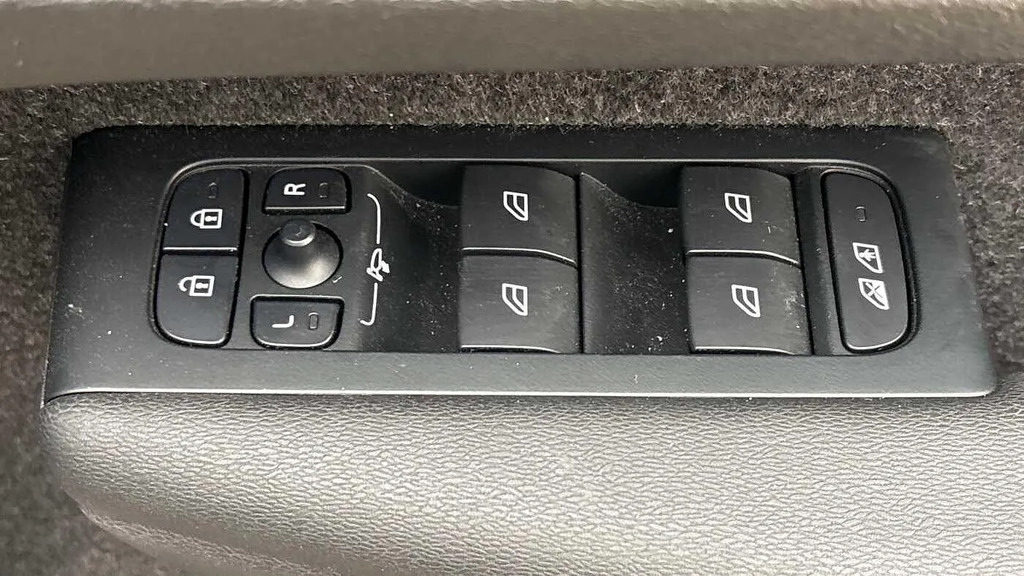 Volvo XC40 2.0 B4 Mhev #23