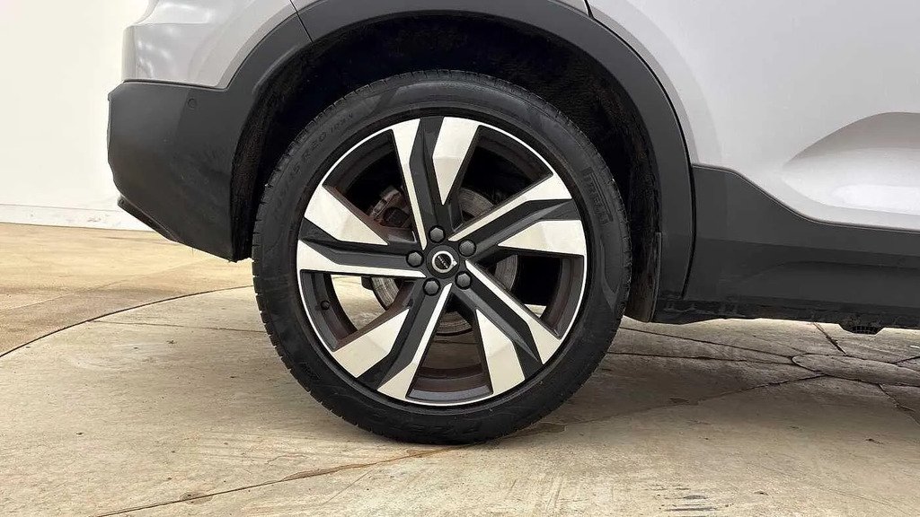 Volvo XC40 2.0 B4 Mhev #18