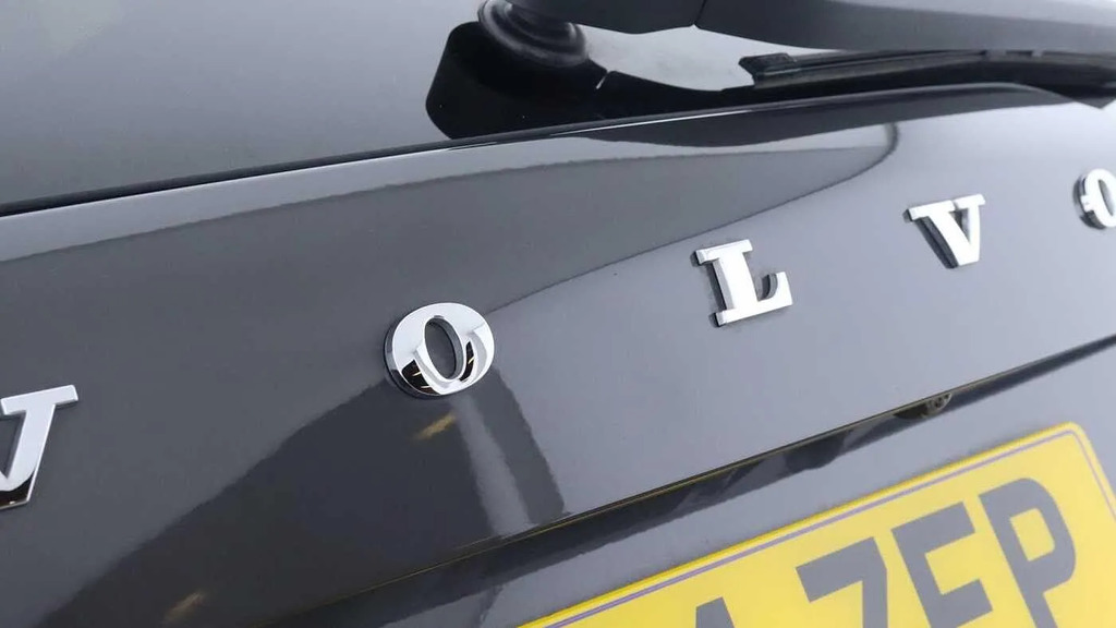 Volvo XC90 Plus Black #14