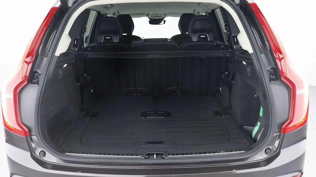 Volvo XC90 Plus Black #13