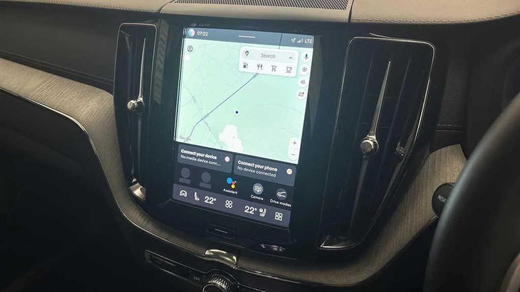 Volvo XC60 Plus Black #9