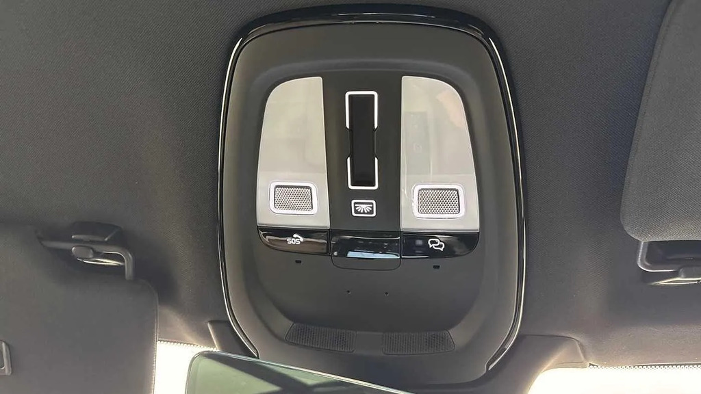 Volvo XC90 Plus Black #33
