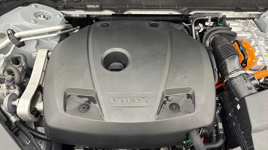 Volvo XC90 Plus Black #15
