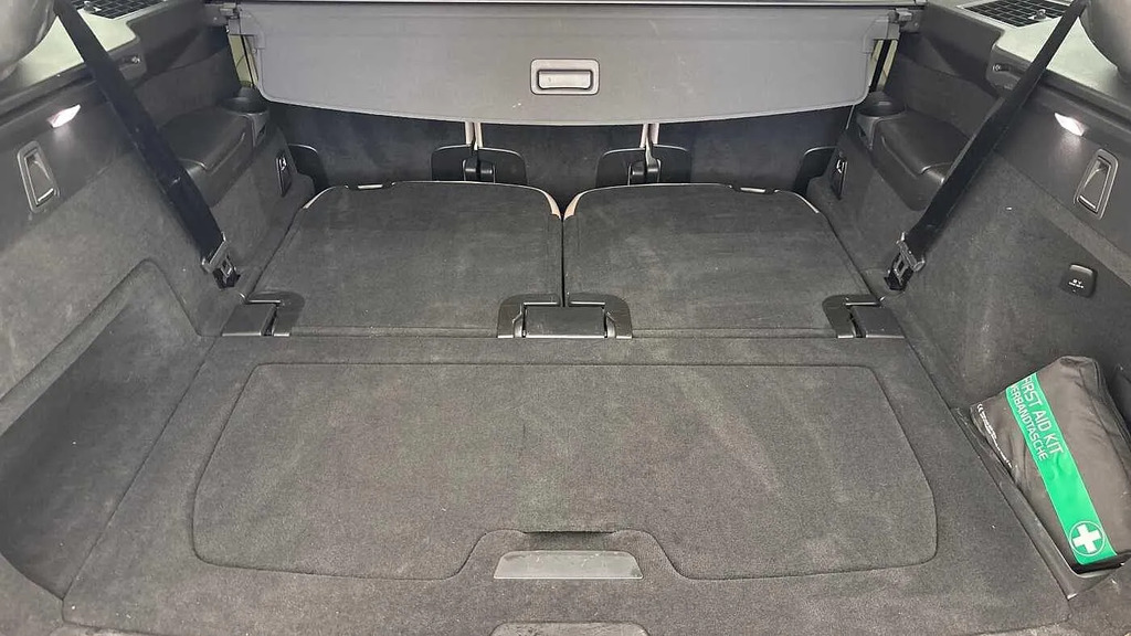 Volvo XC90 Plus Black #14