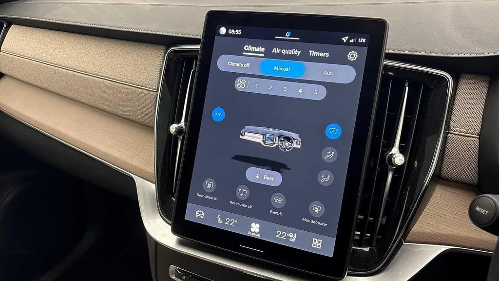Volvo XC90 Plus Black #39