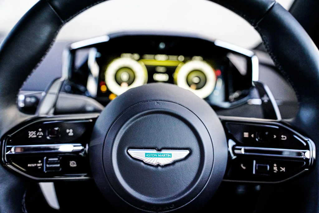 Aston Martin Vantage V8 2dr Auto Silver #33