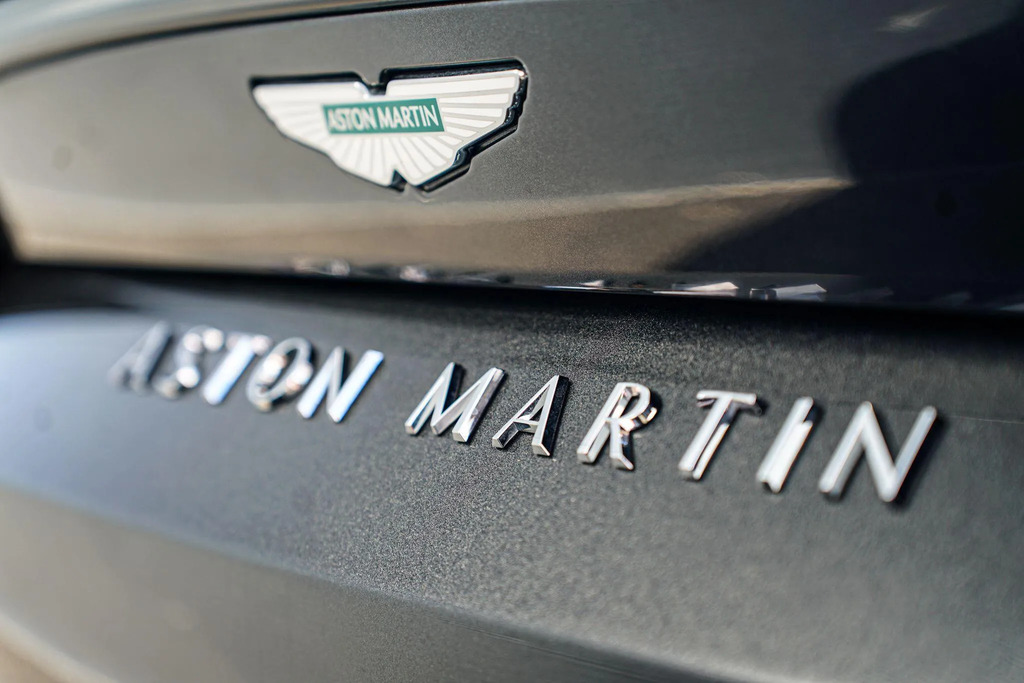 Aston Martin Vantage V8 2dr Auto Silver #34