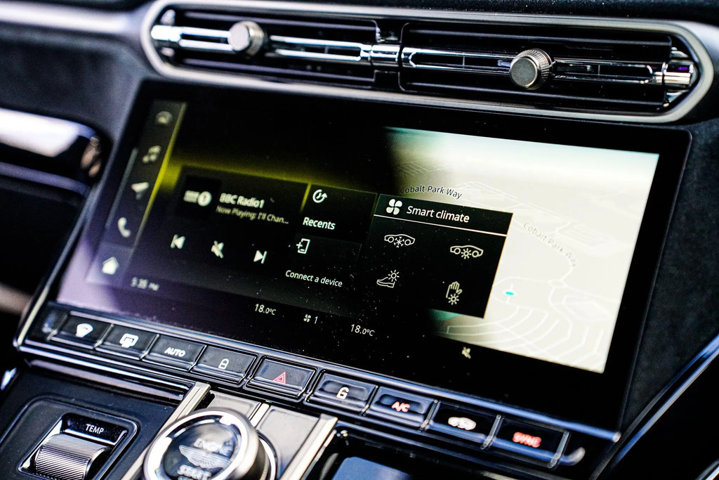 Aston Martin Vantage V8 2dr Auto Silver #29