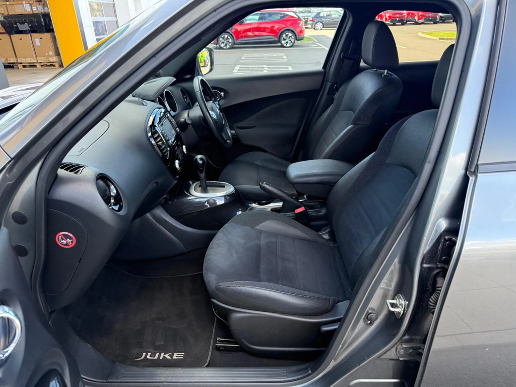 Nissan Juke Suv White #7