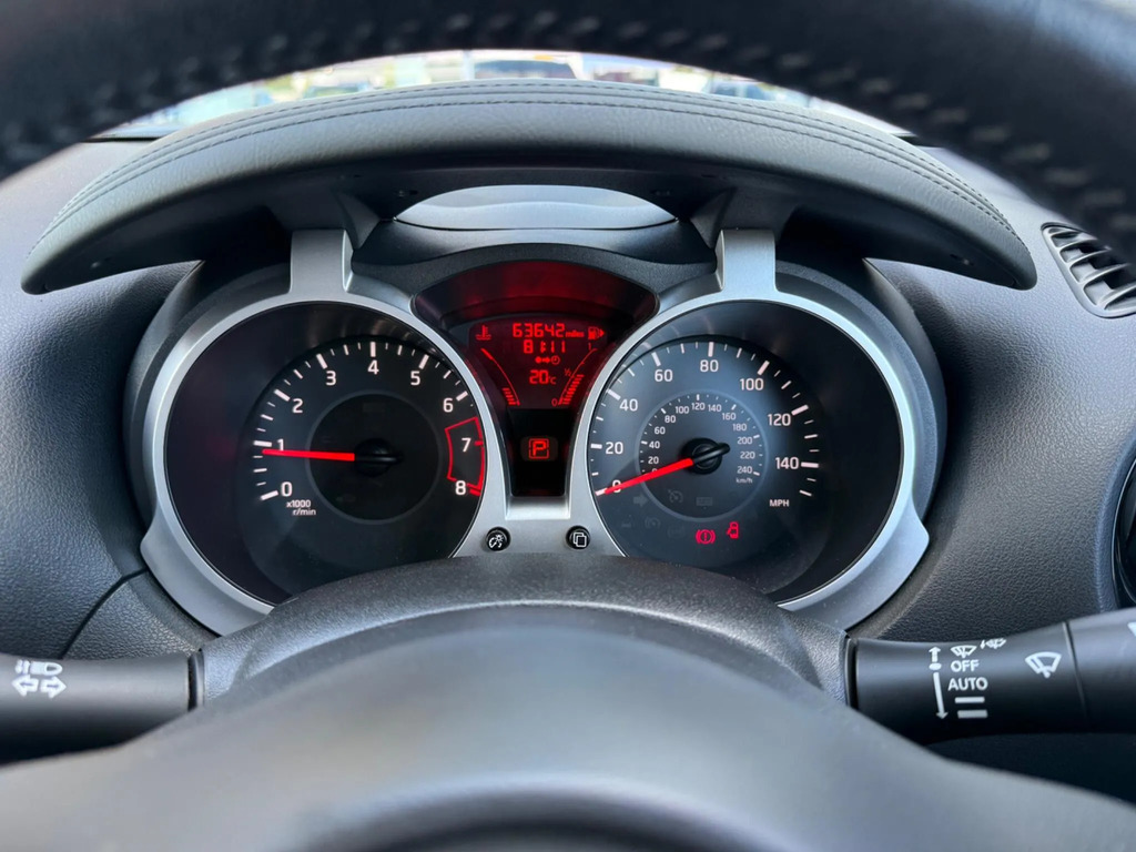 Nissan Juke Suv White #12