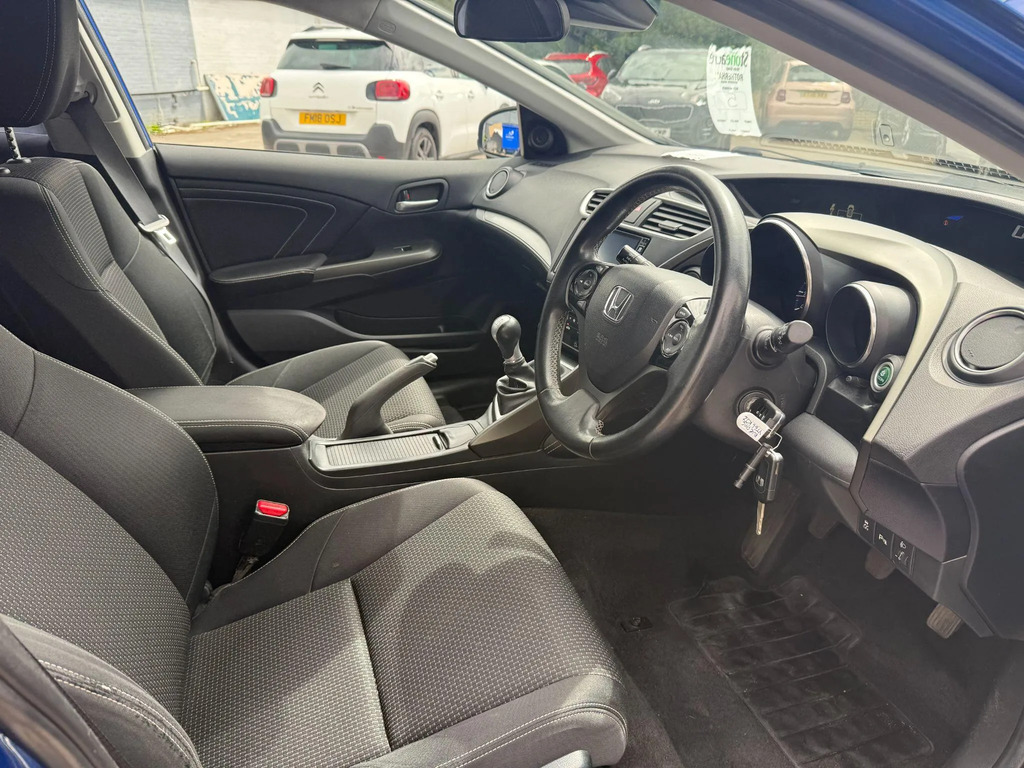 Honda Civic I-vtec S Hatchback Black #38