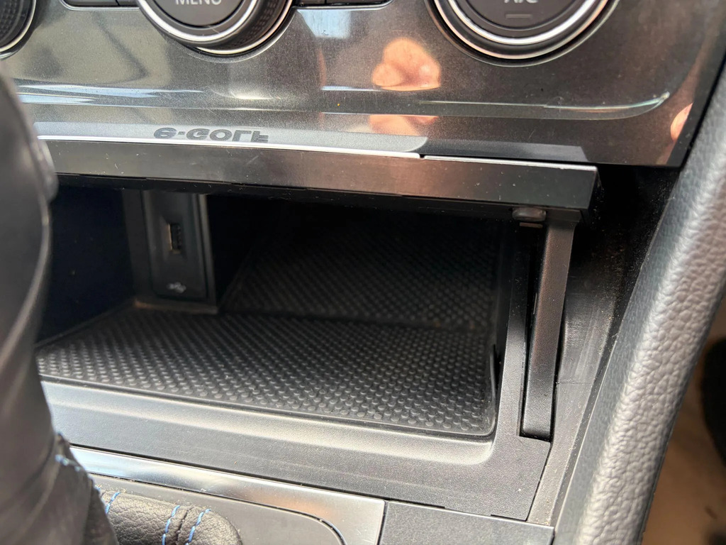 Volkswagen e-Golf 99Kw E-golf 35Kwh Grey #25
