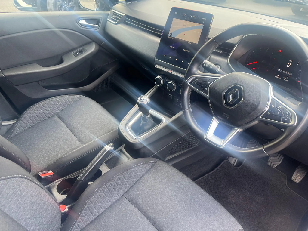 Renault Clio Clio Iconic Tce White #9