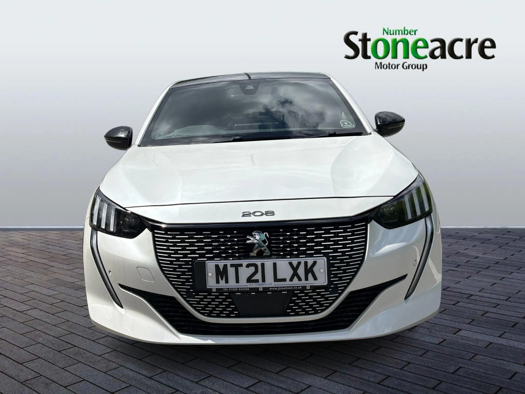 Peugeot e-208 Hatchback Yellow #8