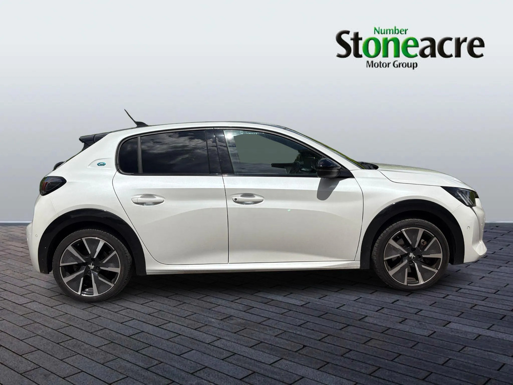 Peugeot e-208 50Kwh Gt  #2