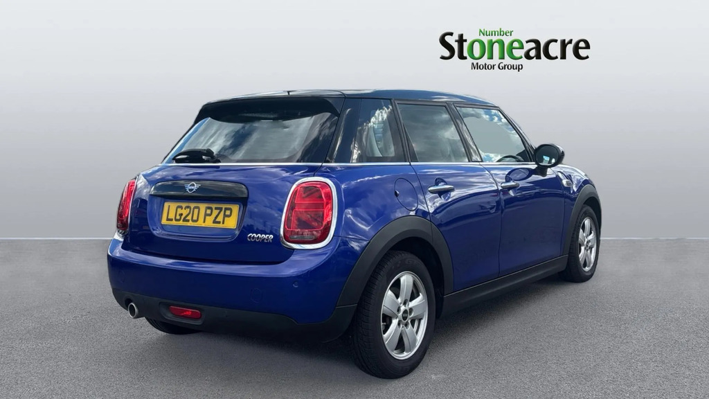 Mini Hatch 1.5 Cooper Classic Hatchback Steptronic Orange #3