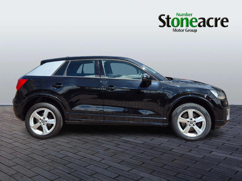 Audi Q2 1.0 Tfsi Sport Suv Euro 6 Ss  #2
