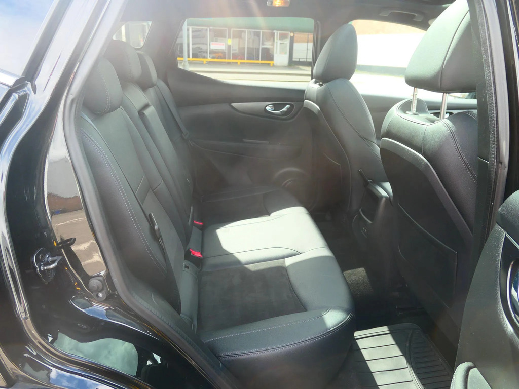 Nissan Qashqai Tekna Blue #12