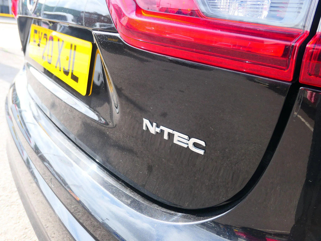 Nissan Qashqai Tekna Blue #28