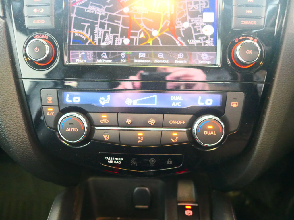 Nissan Qashqai Tekna Blue #23