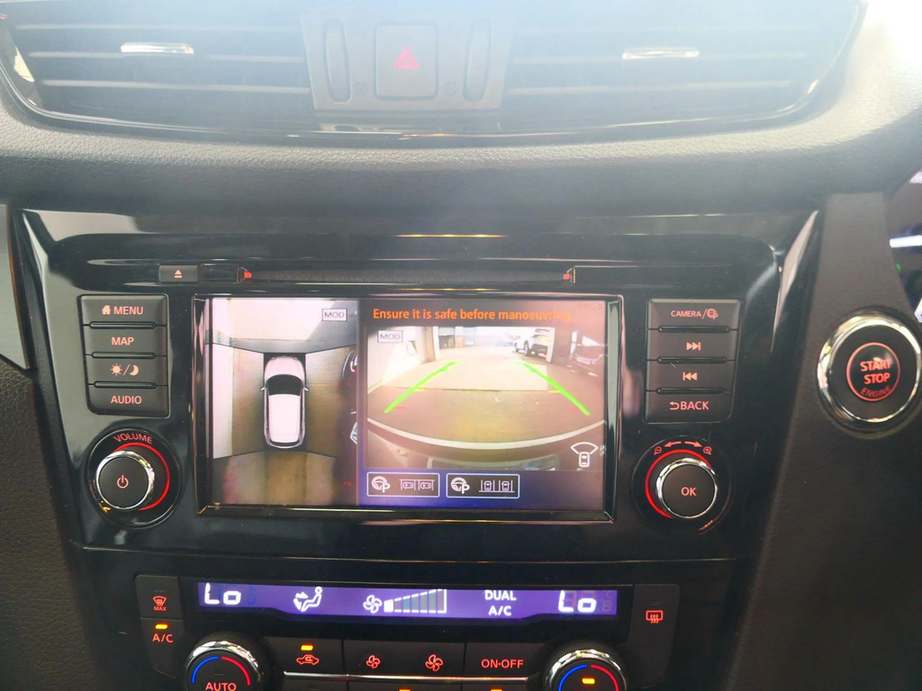 Nissan Qashqai Tekna Blue #24