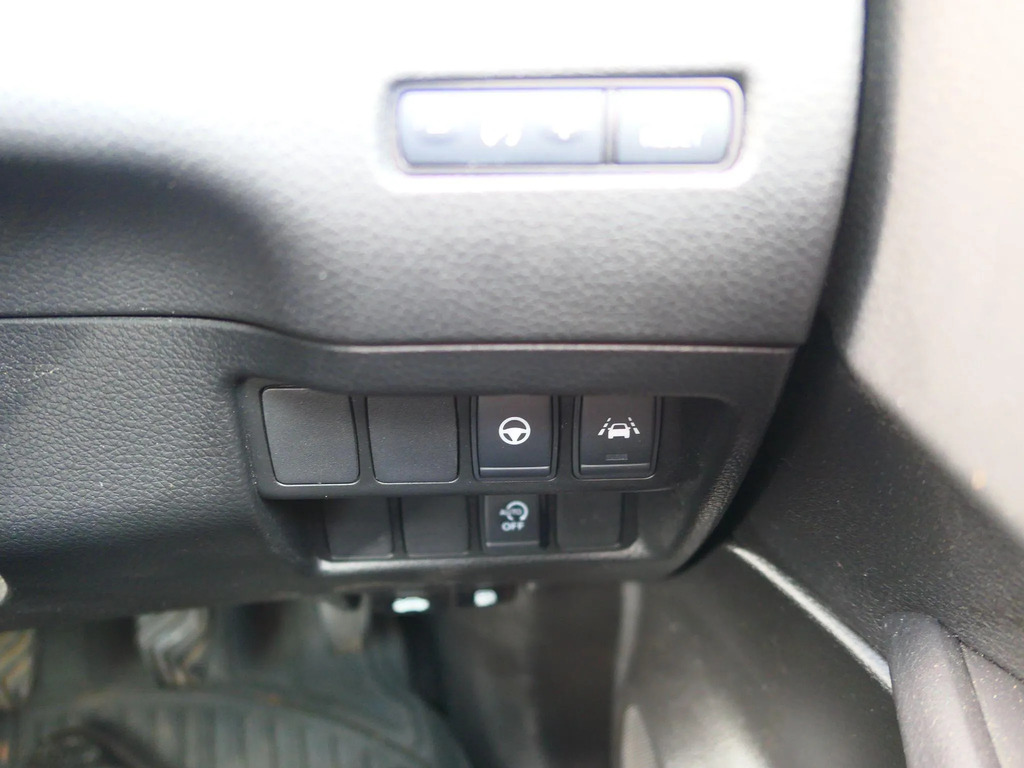 Nissan Qashqai Tekna Blue #17