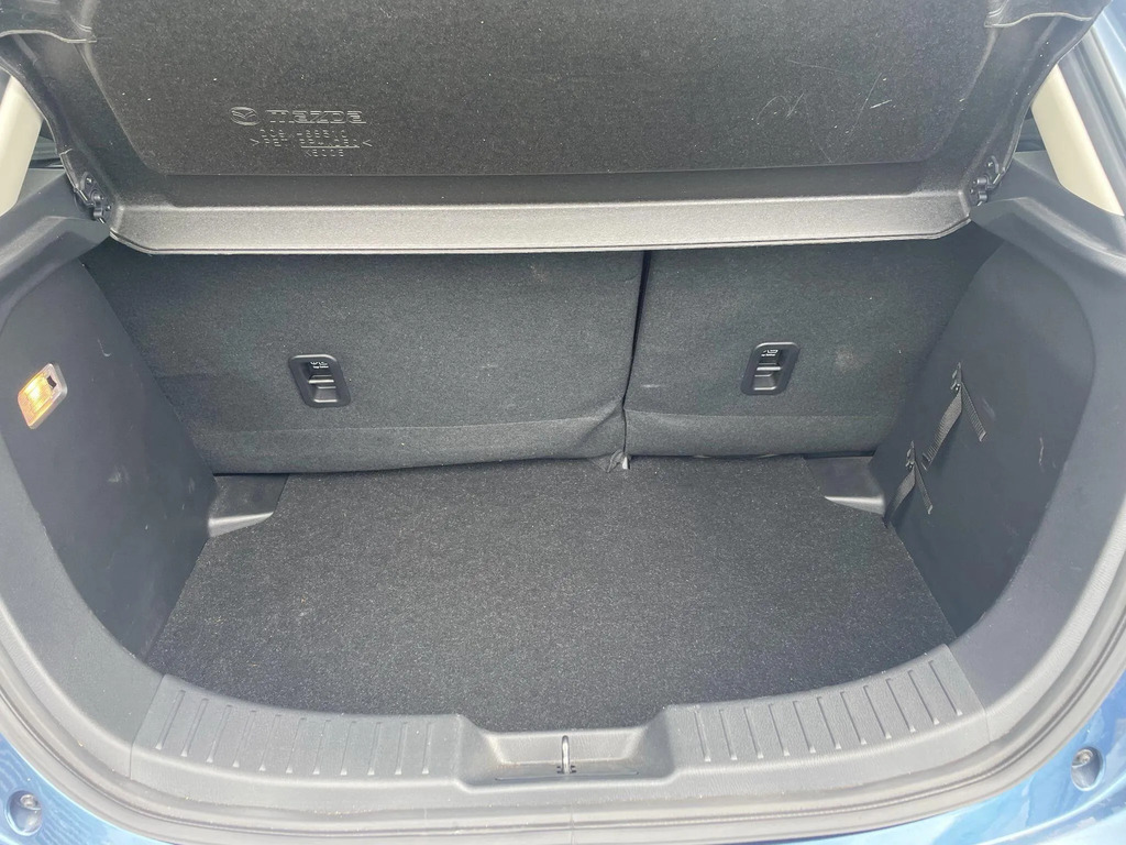 Mazda 2 Sport Nav Red #20