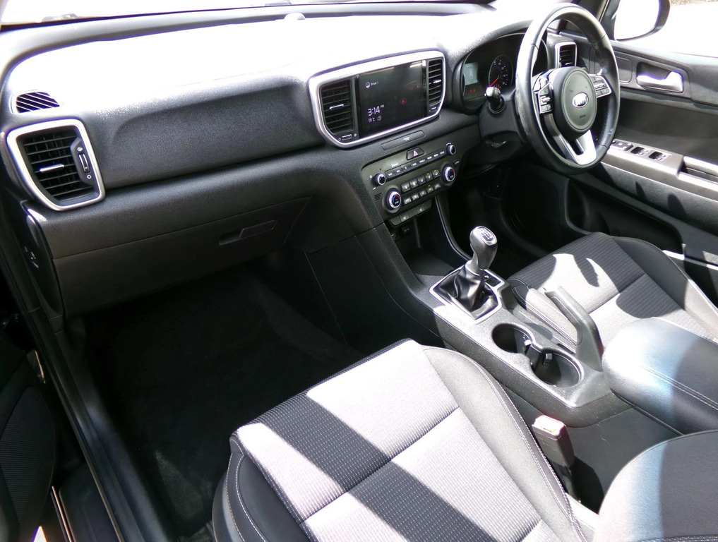 Kia Sportage 2 White #13