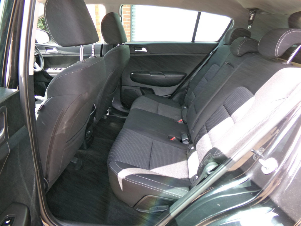 Kia Sportage 2 White #21