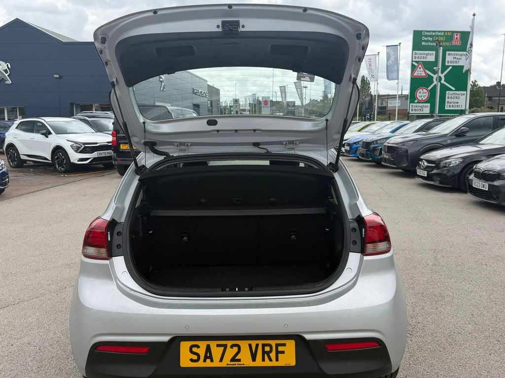 Kia RIO 2 1.25 83Bhp White #9