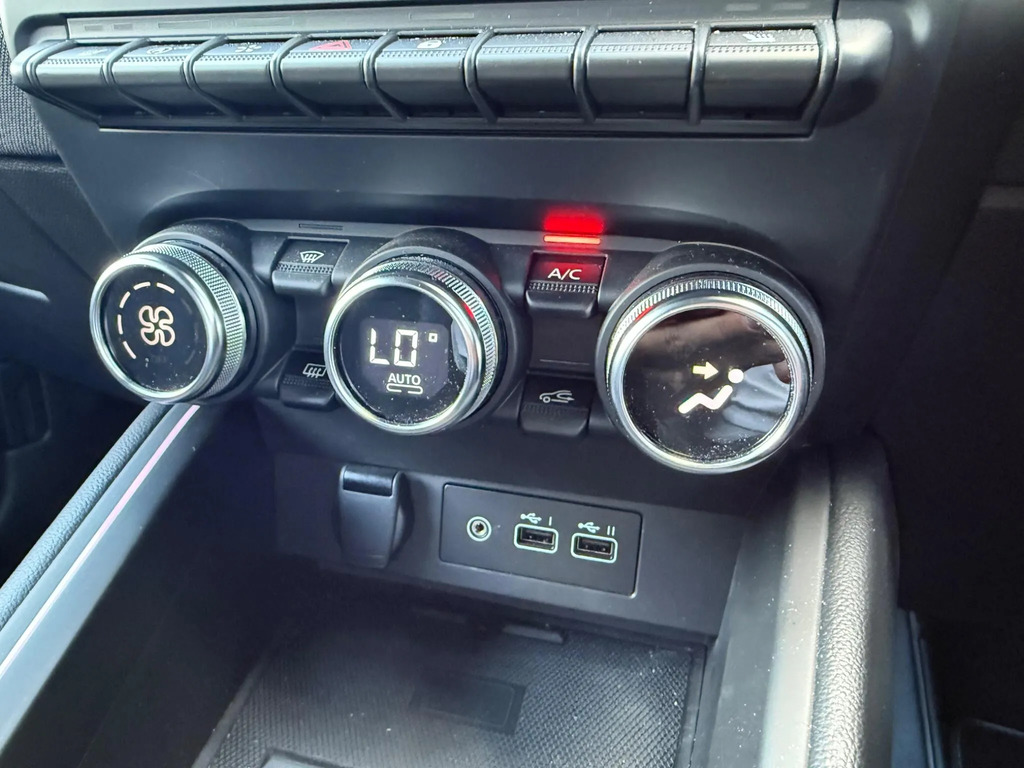 Renault Clio Renault Clio 1.6 E-tech Full Hybrid 145 Techno Grey #22