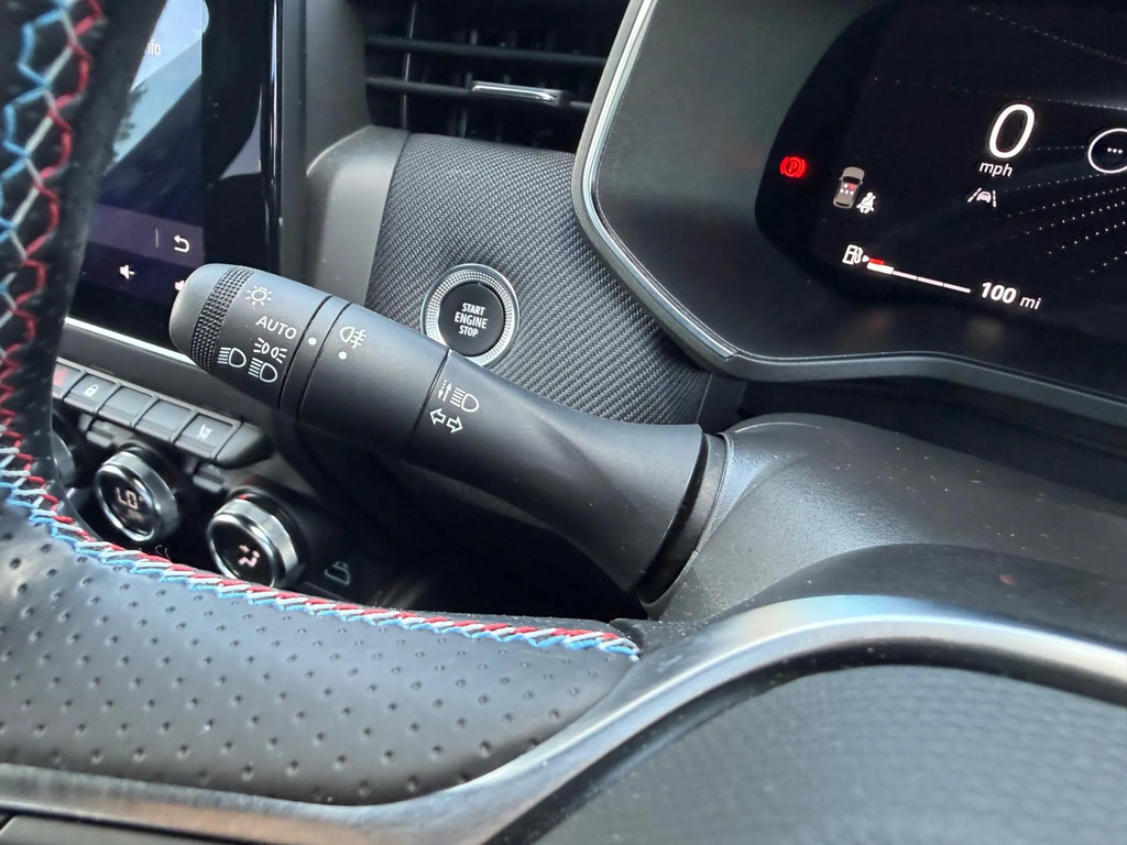 Renault Clio Renault Clio 1.6 E-tech Full Hybrid 145 Techno Grey #28