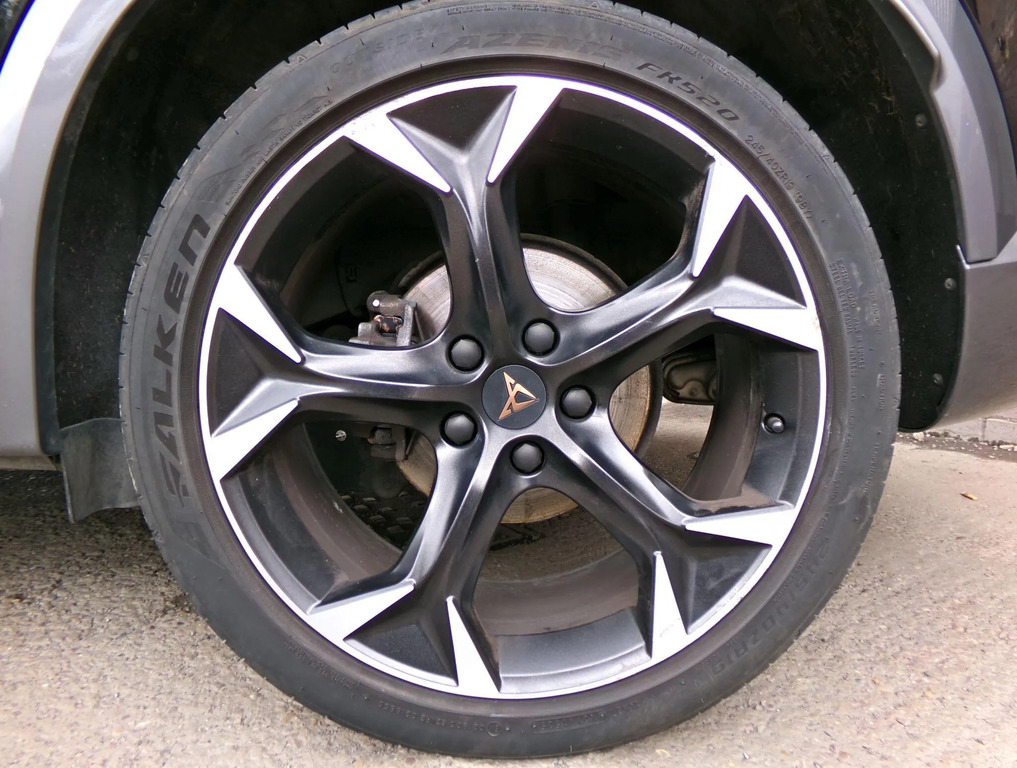 Cupra Formentor 1.5 Tsi 150 V2 Black #9