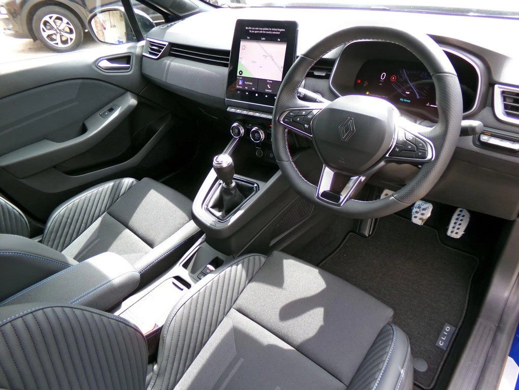 Renault Clio 1.6 E-tech Full Hybrid 145 Esprit Alpine Black #10