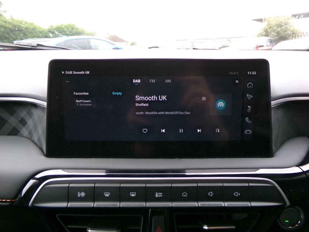 MG MG3 1.5 Hybrid Trophy Black #17