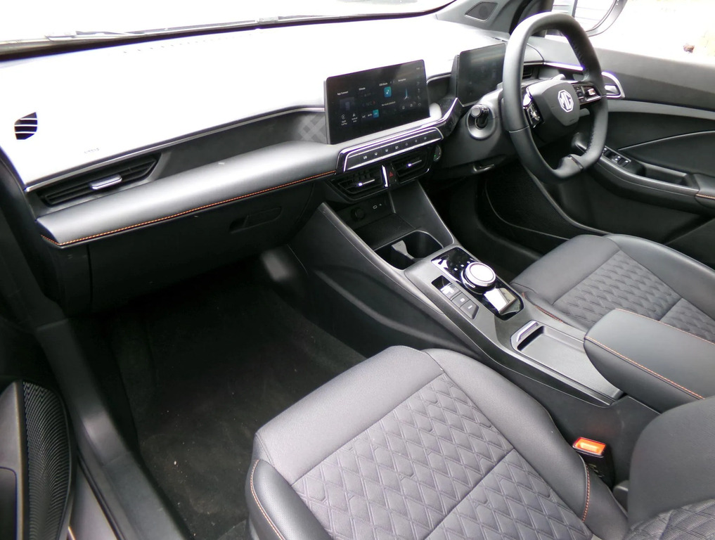 MG MG3 1.5 Hybrid Trophy Black #13