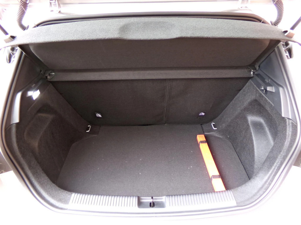 MG MG3 1.5 Hybrid Trophy Black #10