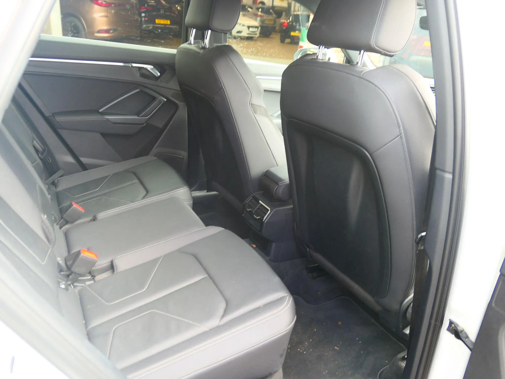Audi Q3 Petrol Grey #9